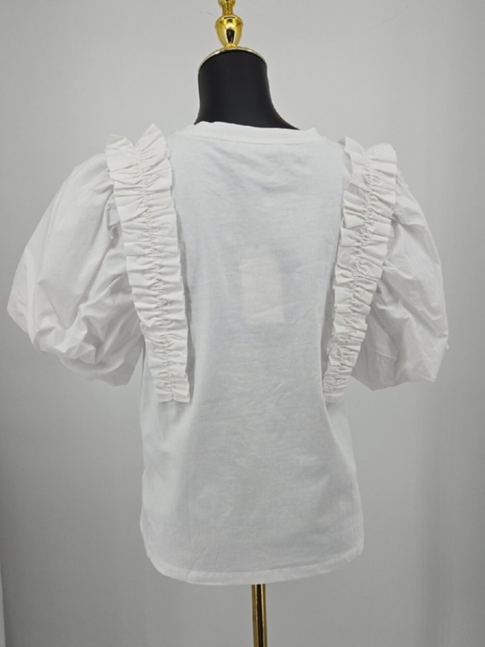 White Ruffle Puff Sleeve Blouse Size L - Picture 9 of 13